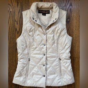 Ariat Quilted Vest in Beige